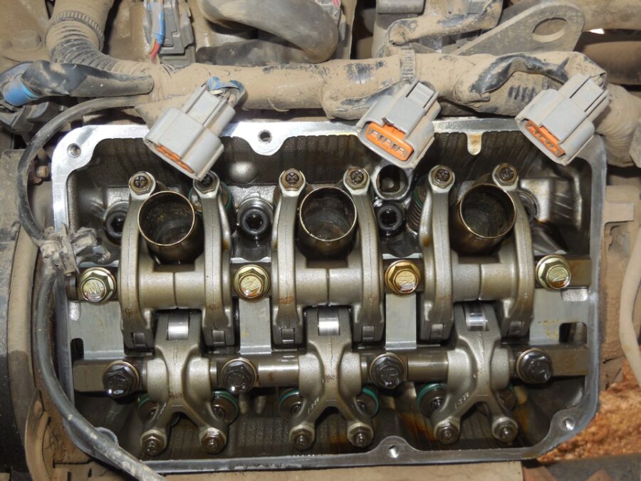Silnik Mitsubishi 3G83 0.7