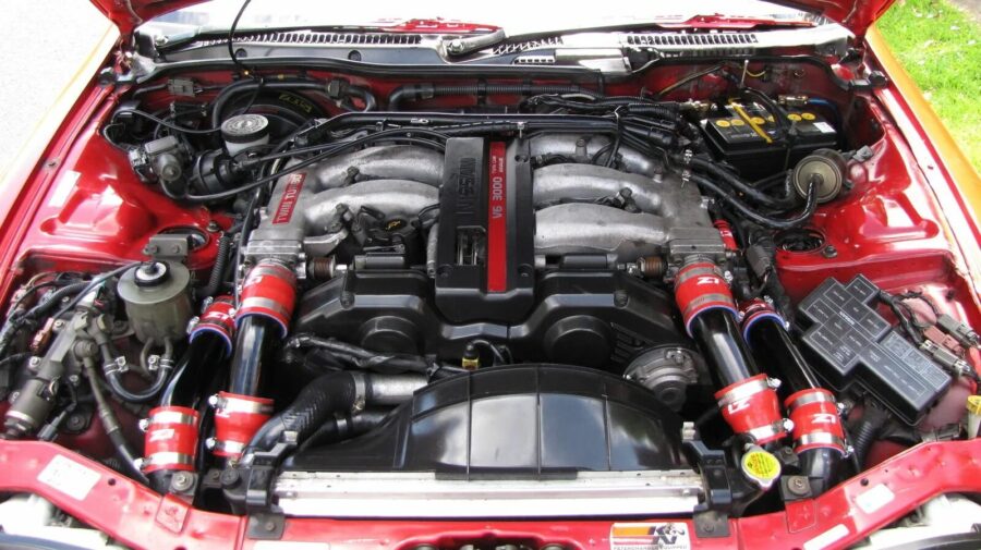 Silnik Nissan VG30DETT