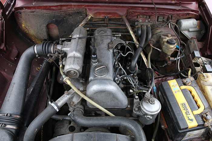 Silnik wysokoprężny Mercedes OM615 D 20 2.0